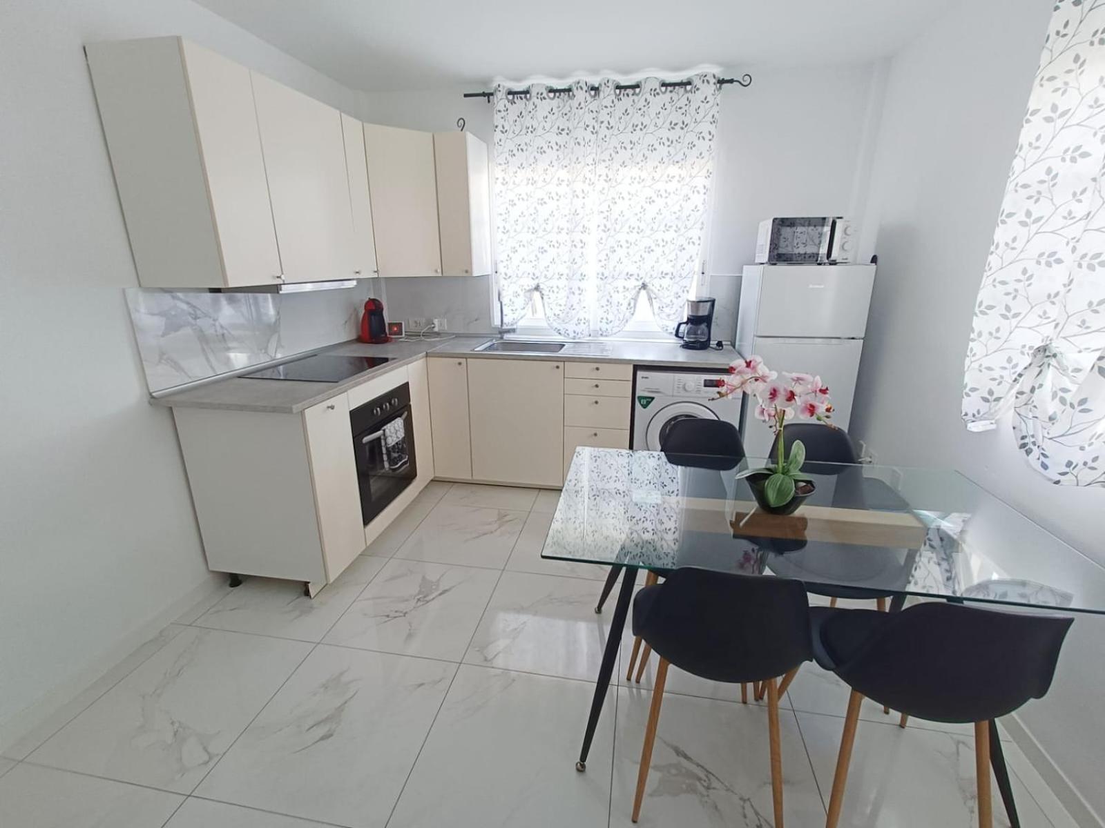 Beautiful Apartment With Pool And Wifi Costa Del Silencio Bagian luar foto